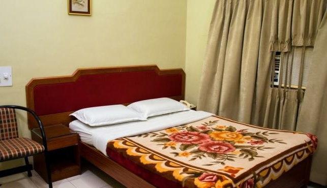 Hotel Bombay Tiffanys Mysore Eksteriør bilde
