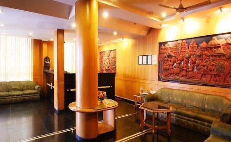 Hotel Bombay Tiffanys Mysore Eksteriør bilde