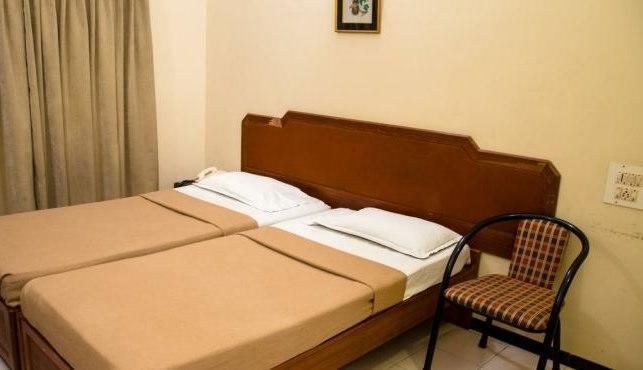Hotel Bombay Tiffanys Mysore Eksteriør bilde